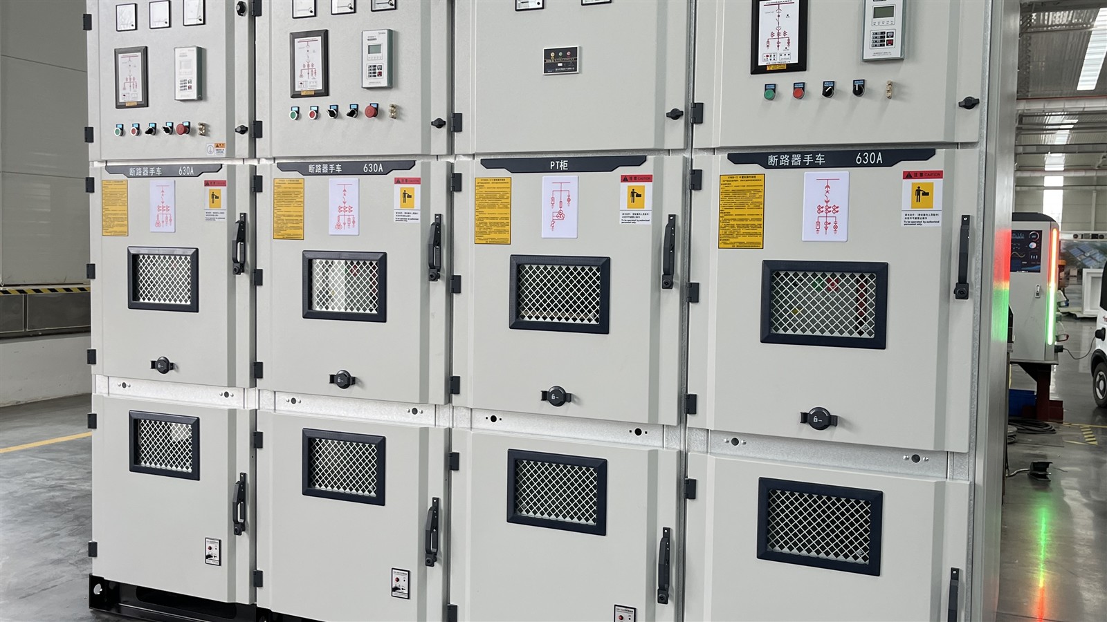 Marcas de distribución de energía, ATS y control.